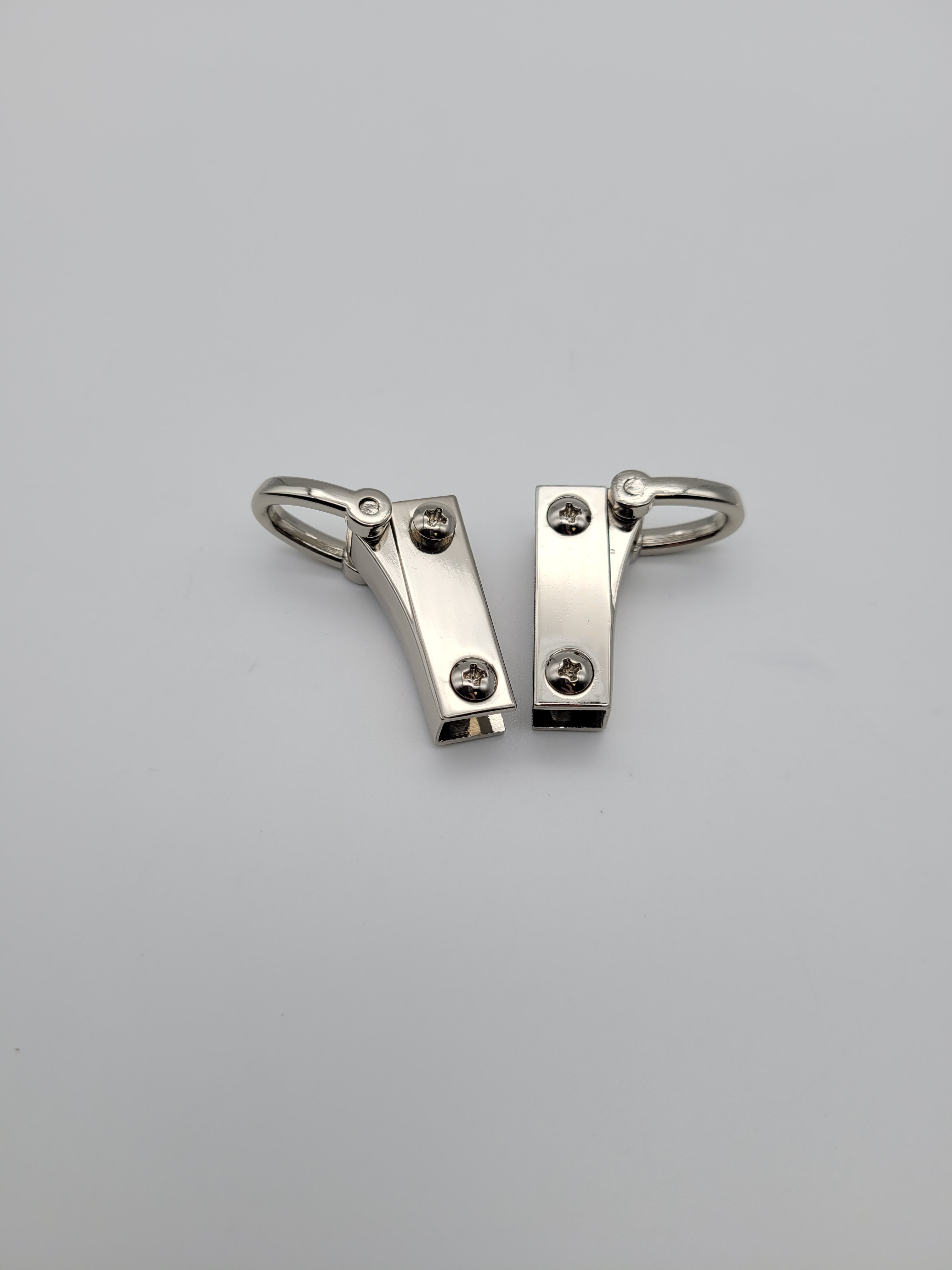 ANH D-ring with clip